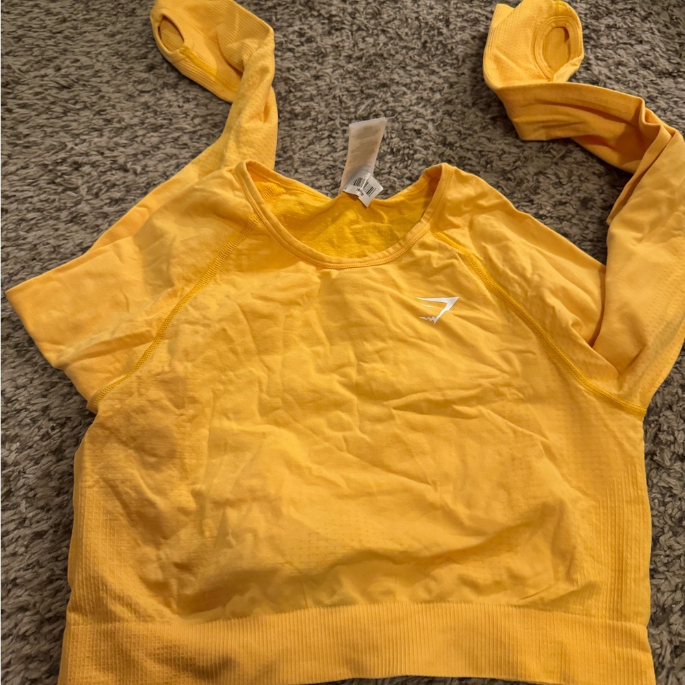 Gymshark Yellow long sleeve cropped top - L